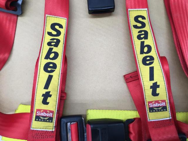 sabelt 4点式 シートベルト  ※背面バックル欠品