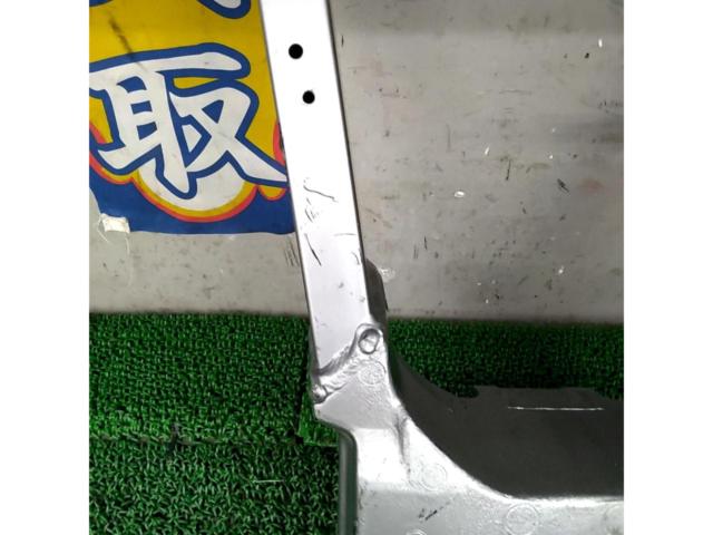 Unknown Manufacturer
Swing arm
ZZR1100