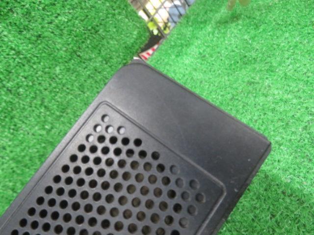 ダイハツ純正 ラジオチューナー 86120-B5040