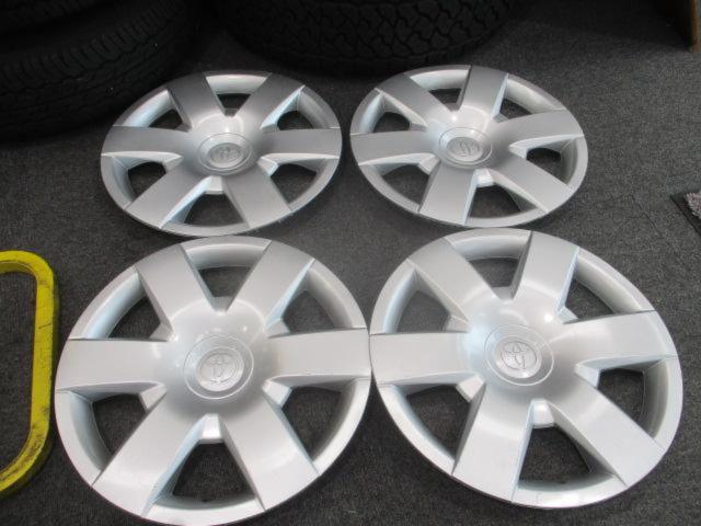トヨタ ハイエース/200系純正スチールホイール