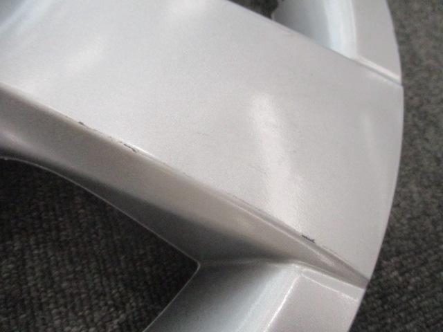 トヨタ ハイエース/200系純正スチールホイール