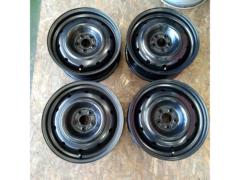 トヨタ純正(TOYOTA)  86/ZN6 純正スチールホイール