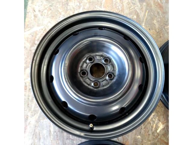 トヨタ純正(TOYOTA)  86/ZN6 純正スチールホイール