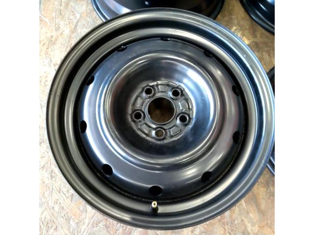 トヨタ純正(TOYOTA)  86/ZN6 純正スチールホイール