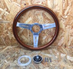 ☆ NARDI ClASSIC ウッドステアリング