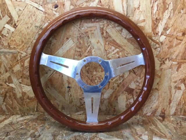 ☆ NARDI ClASSIC ウッドステアリング