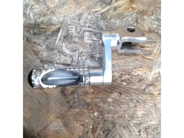 MC MOTOPARTS 汎用ステップ
