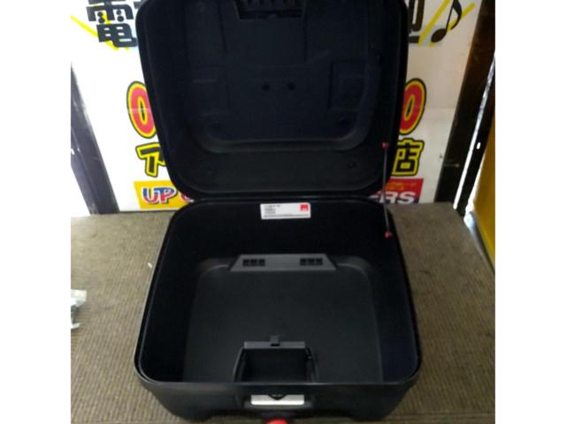 【33L】GIVI(ジビ) スモークリフレクターモデル