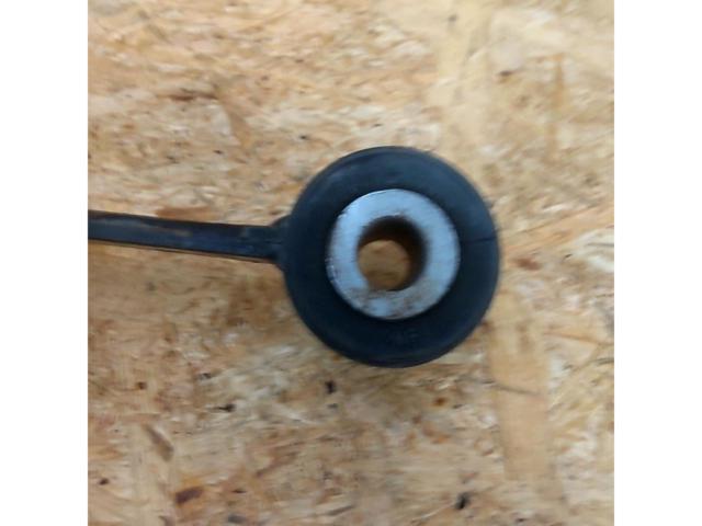 Genuine Daihatsu engine moving control rod (rear engine mount side) for Tanto (L375S/V) / Move (L175S)