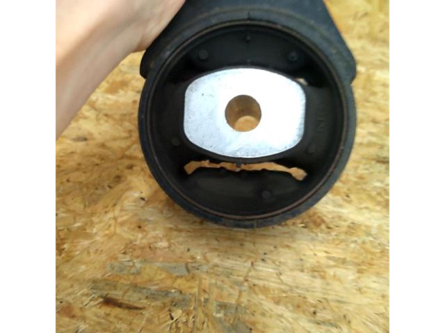 Genuine Daihatsu engine moving control rod (rear engine mount side) for Tanto (L375S/V) / Move (L175S)