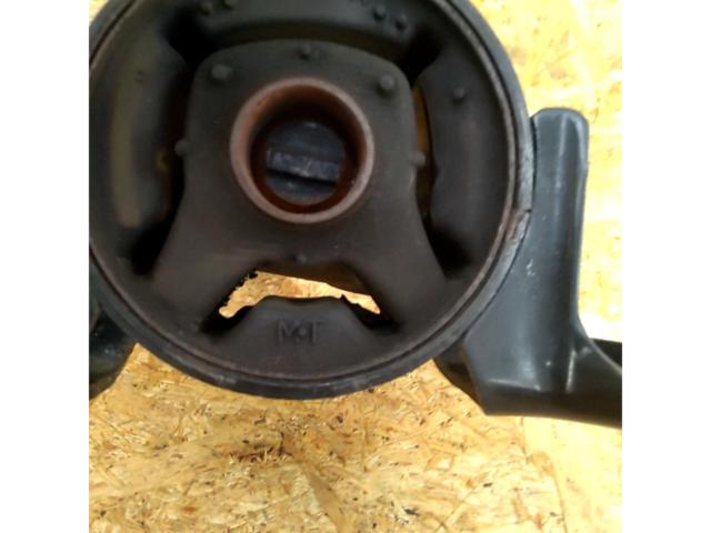Genuine Daihatsu mounting insulator
LH (Engine mount on the passenger side) Tanto (L375S/V) / Move (L175S)