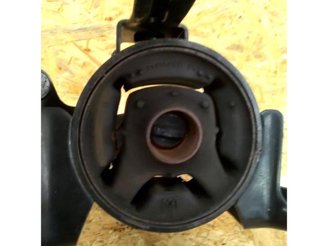 Genuine Daihatsu mounting insulator
LH (Engine mount on the passenger side) Tanto (L375S/V) / Move (L175S)