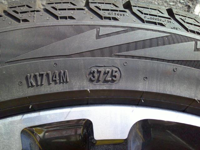 RX2607-723S  ベンツ Bクラス純正ホイール + PIRELLI  ICE ZERO ASIMMETRICO  4本セット