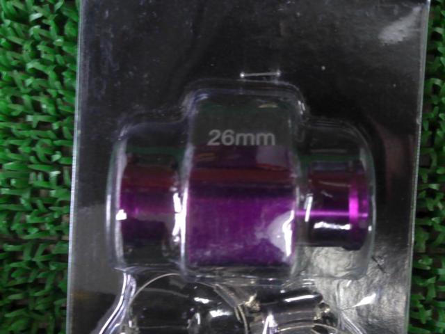 Unknown Manufacturer
Water temperature sensor attachment