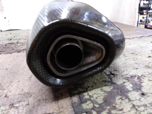 7AKRAPOVIC
Slip-on silencer