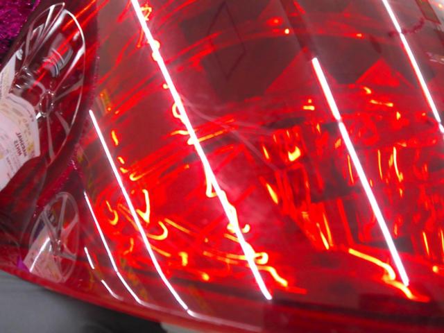 【トヨタ純正】TOYOTA 20系アルファード 純正テールレンズ【58-27】