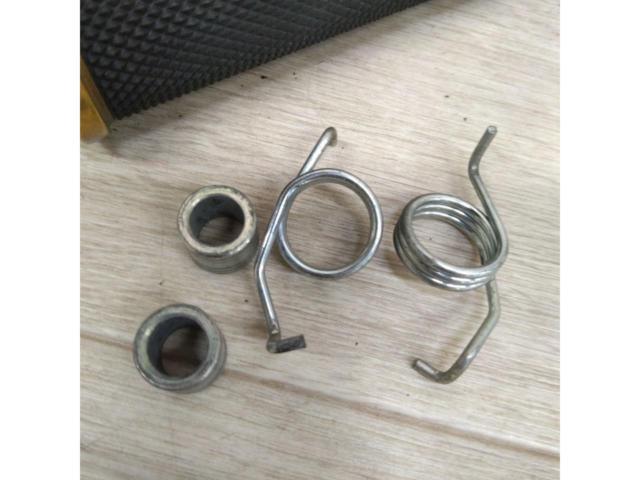 Y’s GEAR(ワイズギア) BOLT 純正オプション 真鍮 ステップペグ