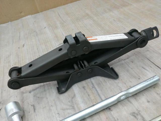 【WG】メーカー不明 パンダグラフジャッキ