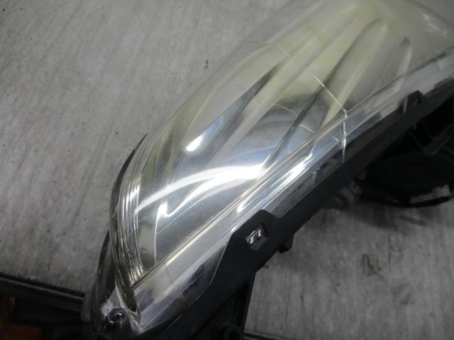 【ワケアリ】PEUGEOT(プジョー)純正 T87 5008 純正 HIDヘッドライト 【9685473780】LH