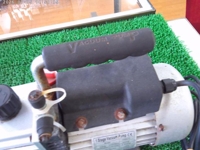 メーカー不明 ミニエアコンプレッサー