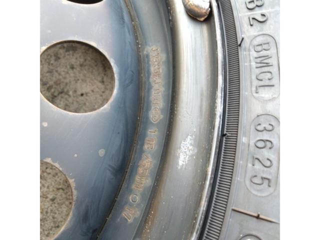【トヨタ純正】 15インチスチールホイール+【NEXEN/ROADSTONE】 WINGUARD ice2
