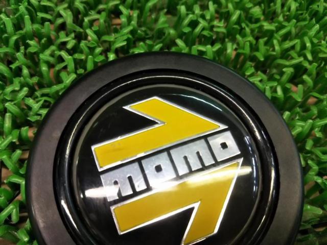 【MOMO】ホーンボタン