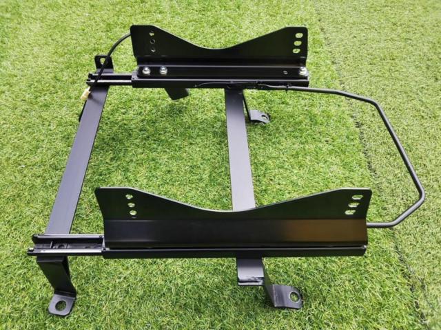 RAY-BOLT サイド止め シートレール L275
