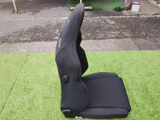 【RECARO】 SR-C BK100