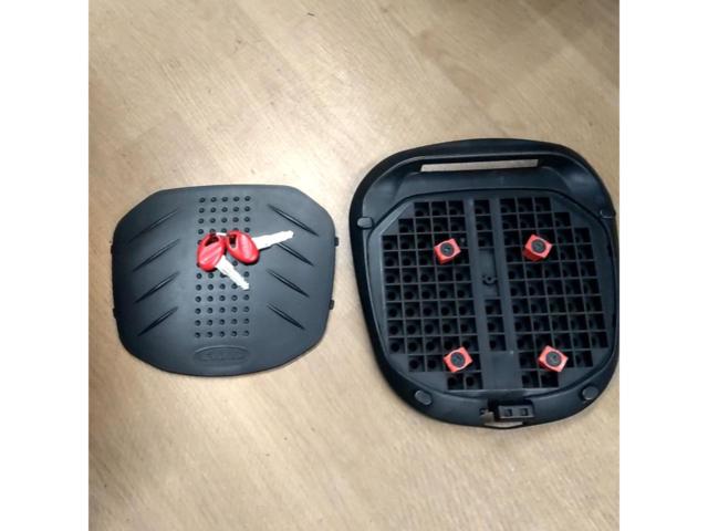 【GIVI】SH29 リアBOX(Z07216)