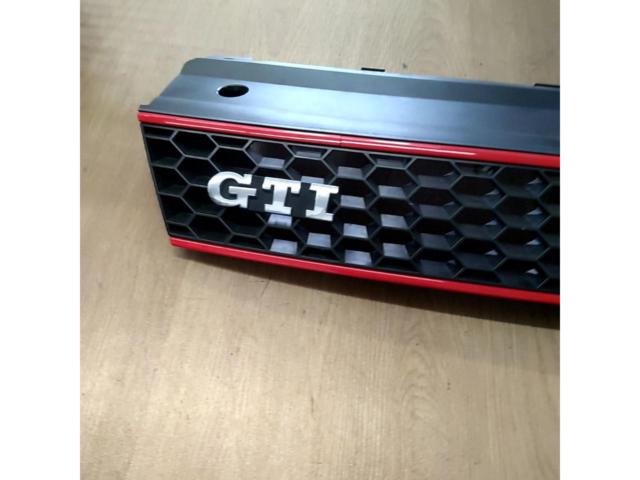 Volkswagen ポロ/6R GTI純正フロントグリル(Z07366)