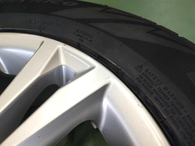 TOYOTA 210系クラウン純正ホイール + PIRELLI ICE ZERO ASIMMETRICO