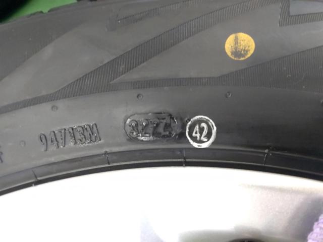 TOYOTA 210系クラウン純正ホイール + PIRELLI ICE ZERO ASIMMETRICO