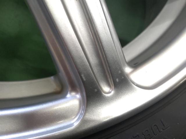BRIDGESTONE TOPRUN R7 + BRIDGESTONE BLIZZAK VRX3 (Y11053)