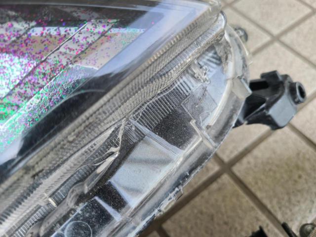 【TOYOTA】 ヴェルファイア30 加工ありヘッドライト