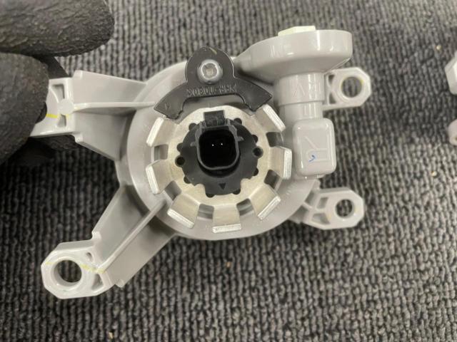 【トヨタ純正】ハイラックス(GUN125) LEDフォグランプ 左右セット