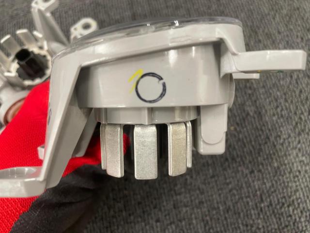 【トヨタ純正】ハイラックス(GUN125) LEDフォグランプ 左右セット