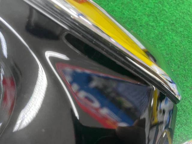 【ダイハツ純正】ハイゼットトラック(S500P)フォグランプカバー