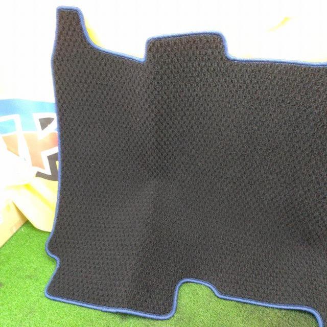メーカー不明 フロアマット