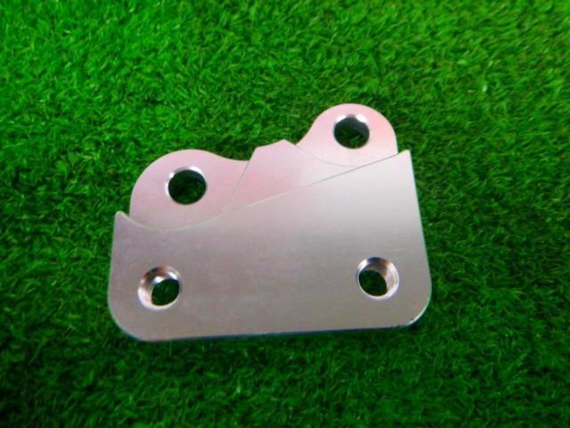 1 manufacturer unknown
Caliper bracket