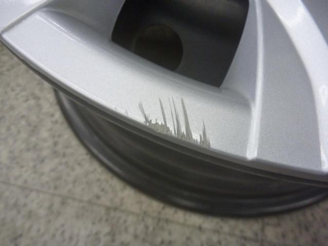 【トヨタ純正】 200系ハイエース純正スチールホイール