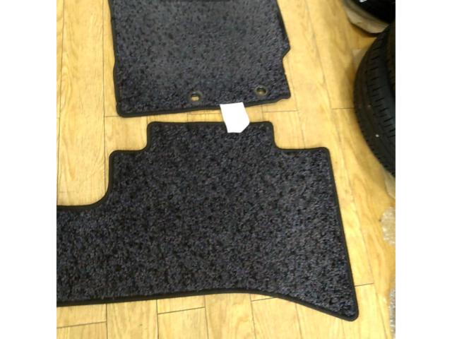 トヨタ純正 フロアマット