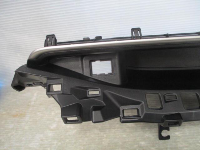 トヨタ純正 NHP10/アクア 純正インストルメントパネル