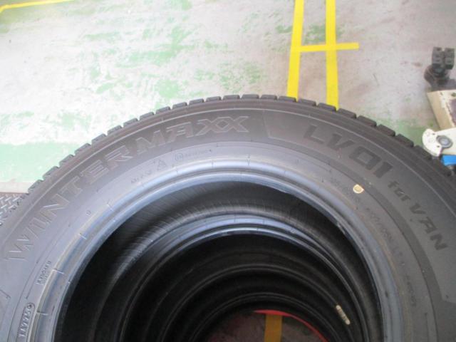 DUNLOP WINTERMAXX LV01 forVAN
