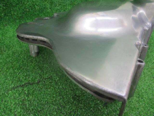 【ゼファー750/1995年車】KAWASAKI 純正スプロケットカバー