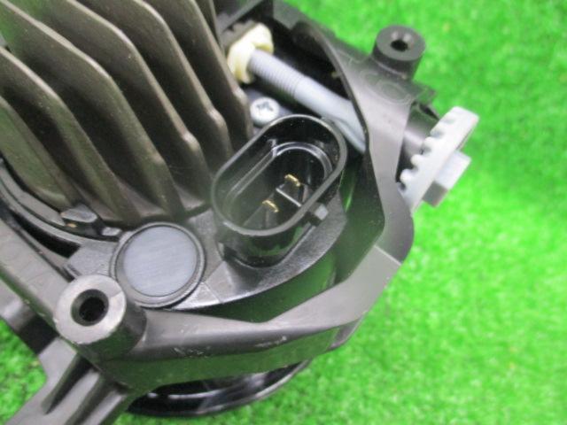 TOYOTA 純正LEDフォグランプ