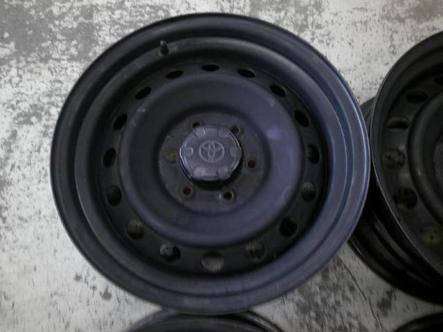 トヨタ(TOYOTA) FJクルーザー 純正スチールホイール