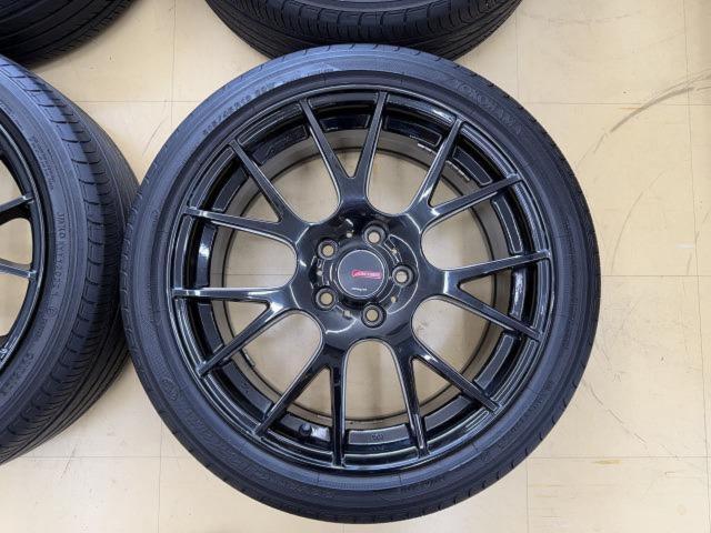 KYOHO AME CIRCLAR RM-7  + YOKOHAMA ADVAN dB 215/45R18 89W