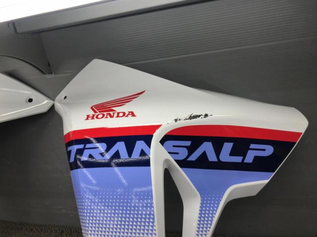 HONDA 純正サイドカバー