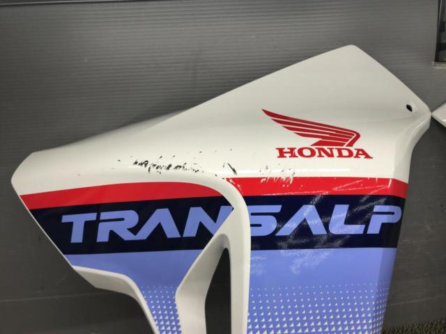 HONDA 純正サイドカバー