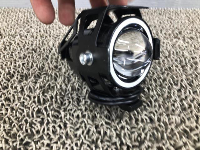 メーカー不明 LEDイカリング付きフォグライト
